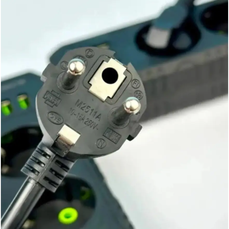 Подовжувач UA Power F44U на 4 розетки + 3USB 6м Black